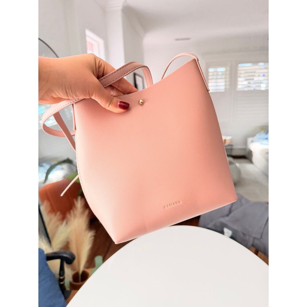 Pink leather Samara shoulder bag